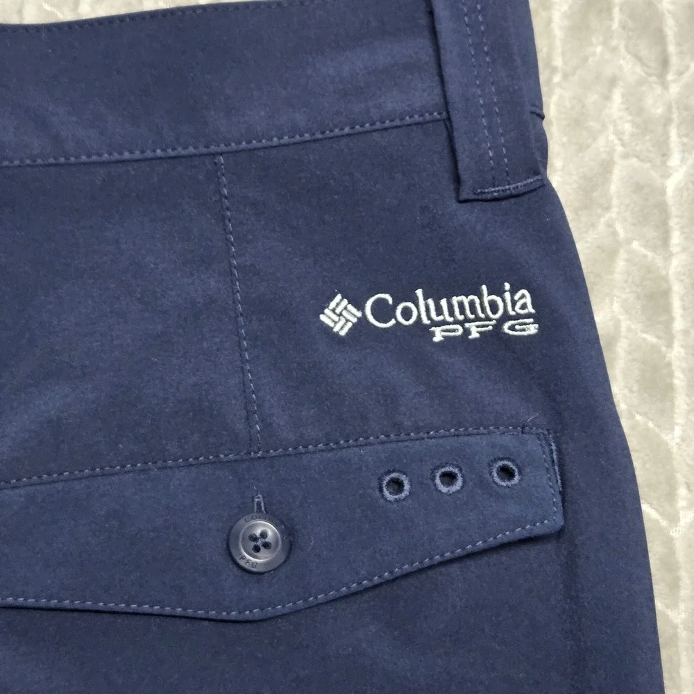 Columbia PFG Mens Navy Blue Performance‎ Fishing Cargo Shorts 36W 8L XM8501 EUC
